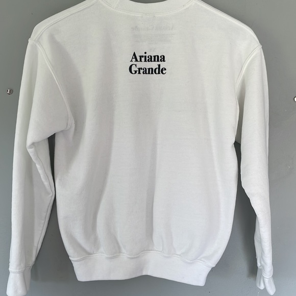 Ariana Grande Pullover Sweatshirt - Picture 7 of 9